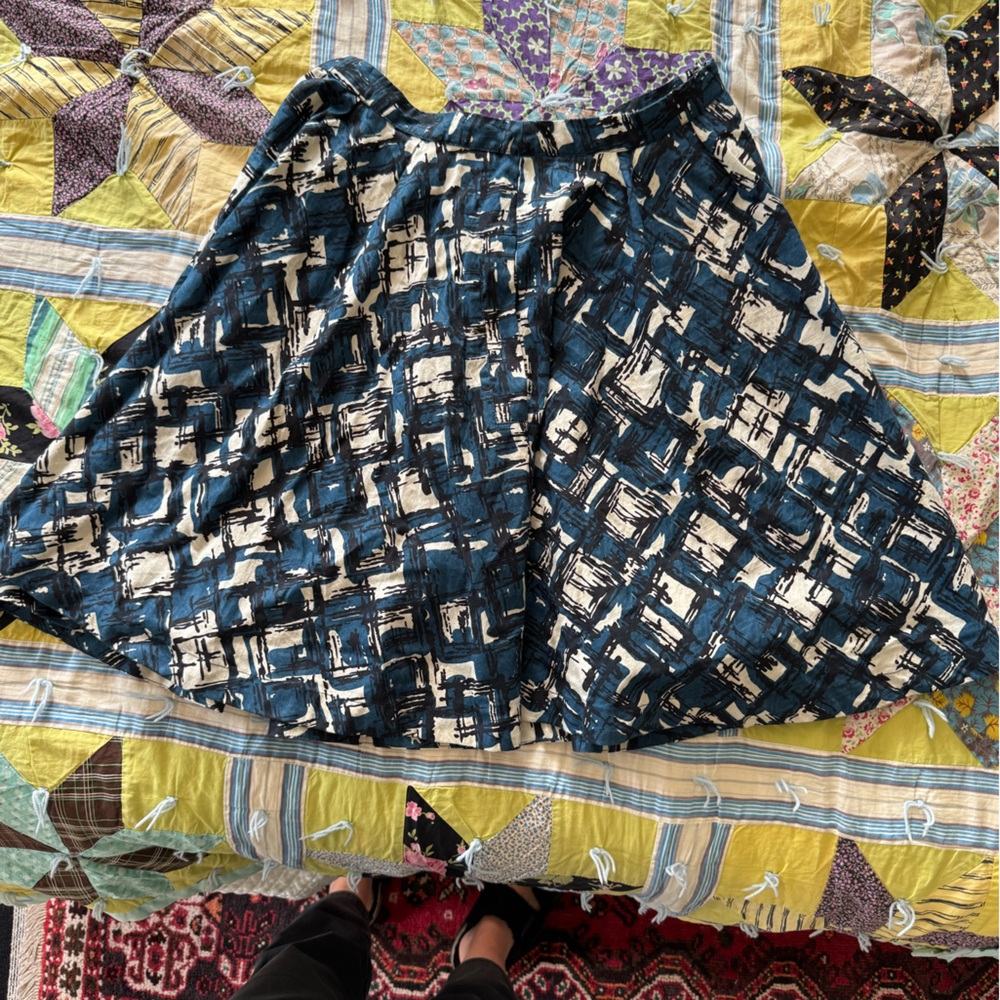 Lil brand from Anthropologie Retro style skater skirt 6